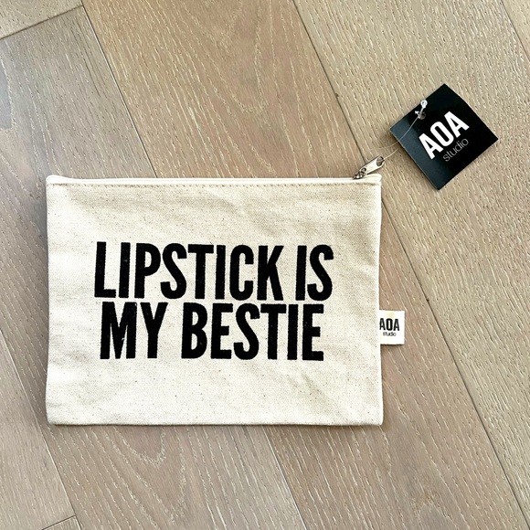 *NEW* Cosmetics Pouch - Picture 1 of 2